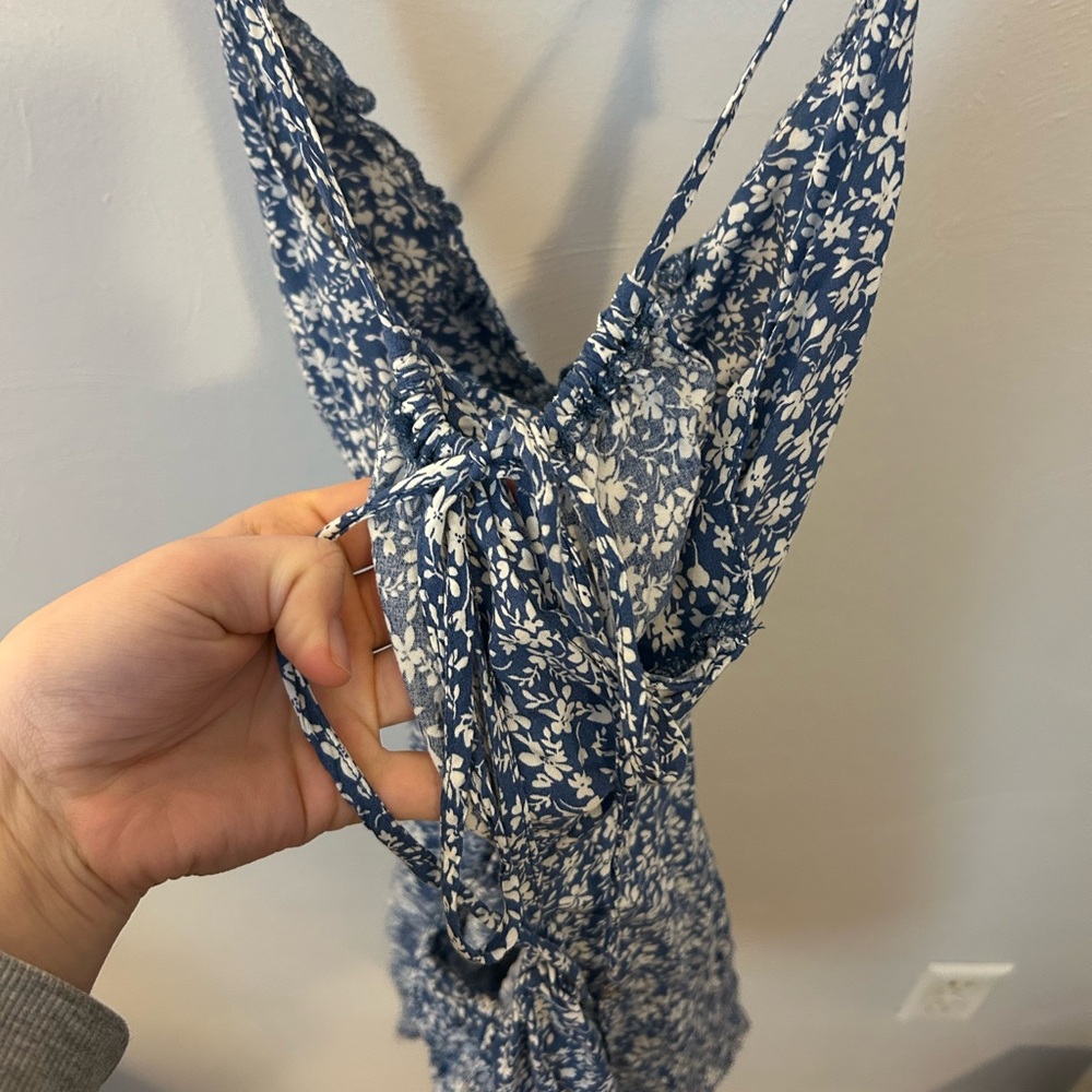 Floral Blue and White Dress - Picture 3 of 3